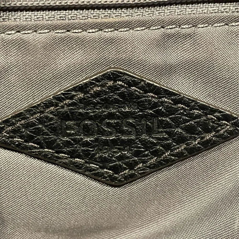 Fossil vintage black